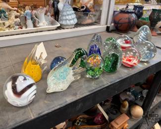 6212  Glass Paperweights