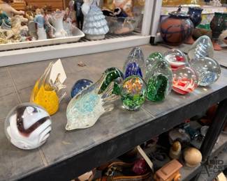 6212  Glass Paperweights