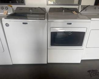6004  Maytag Washer and Dryer