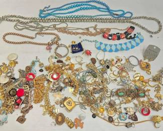 1010  Costume Jewelry