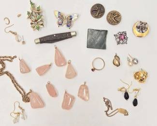 1068  Costume Jewelry