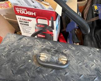 6208  Hyper Tough WetDry Vac, Tools Box