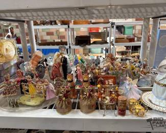 6178  Porcelain Figurines