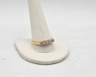 718  14k Gold Ring with Diamonds, 4.2g