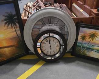 4048  Paintings and Clocks