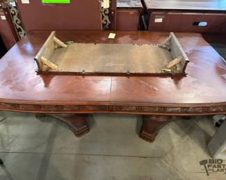 6072  Dining Table