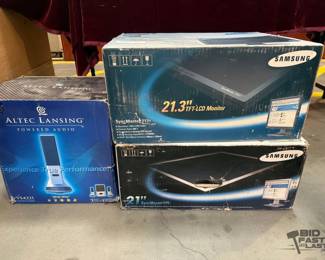 5212  2 Samsung Monitors and 1 Altec Lansing Audio System