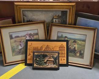 4038  A Variety of Decortive Paintings