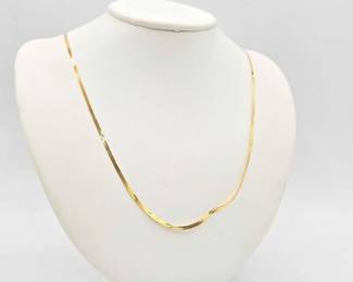 600  18k Gold Chain Necklace, 3.3g