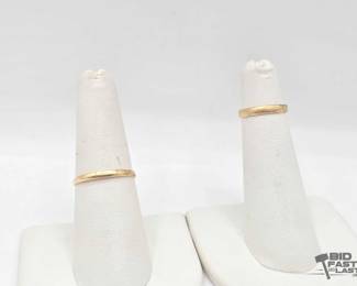 824  2 10k Gold Rings, 1.9g