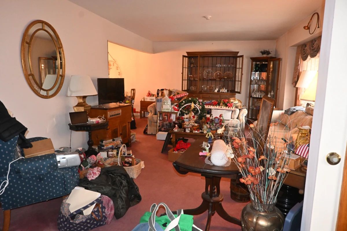 Assorted Vintage Collectibles