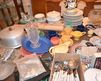 Fiesta, Aluminum Covered Cake server, 