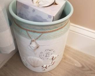 Wastebasket