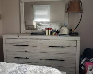 Contemporary queen bedroom suite: dresser with mirror