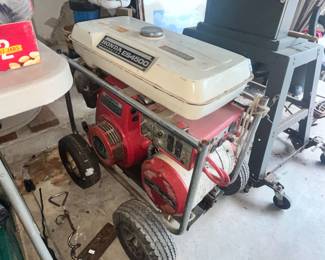 A LOADED GARAGE! HONDA ES4500 GENERATOR