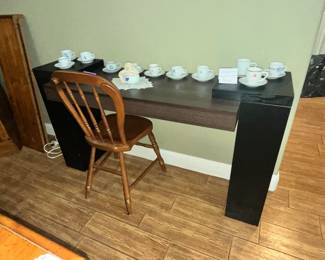 CONTEMPORARY DESK