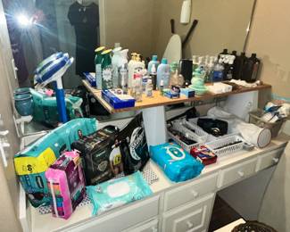 BATHROOM & HOME HEALTH ITEMS