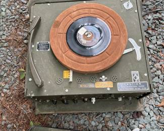 U.S. Army Signal Corps Sound Reproducer GPx or U fourth image