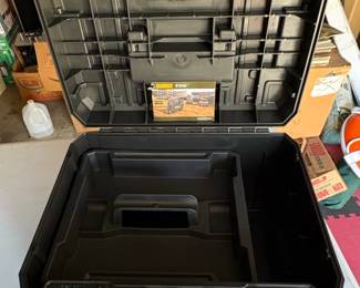 DEWALT TOUGHSYSTEM . DS Tool Box