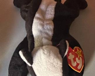 Ty Beanie Baby Stinky Skunk