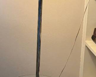 floor lamp with round glass table