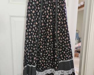 A 'Gunny Sak' Skirt.