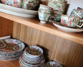 Vintage Chinese Porcelain Set.