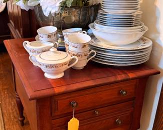 Cherry Side Table; China, Japan (Arbor)