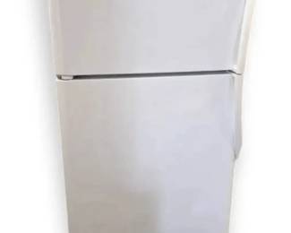 Frigidaire Refrigerator Model FRT18IS6CWD