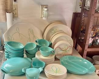Russell wright melmac dinnerware