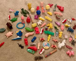 Vintage novelty toys