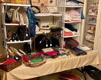 Purses, handbags, vintage fabrics, patterns, scarves , hankies, accessories 