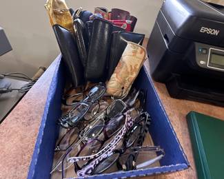 Reading glasses and cases mostly 2.50