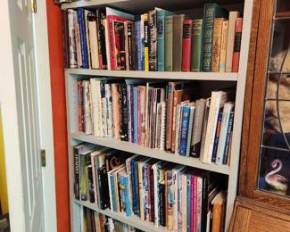 Books on Art, Collectibles, Classics, Novels, and more!