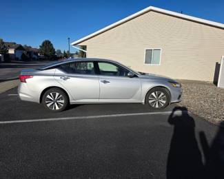 AVAILABLE NOW $15,000 2020 MILES IS 22,400