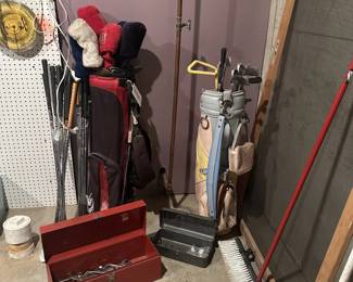 TOOLS  GOLF CLUBS