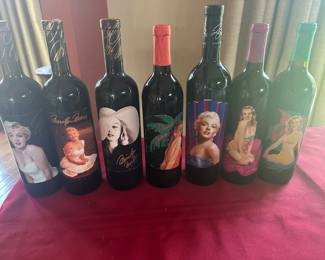MARILYN MONROE MERLOT BOTTLES