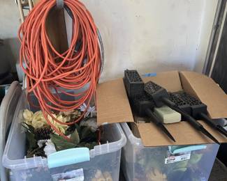 GARAGE MISC. EXT. CORD SILK FLOWERS