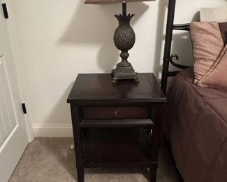 FURNITURE  NIGHT STAND  LAMP