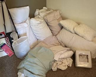 BLANKETS  PILLOWS