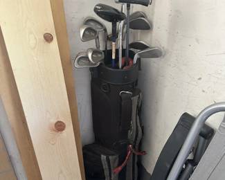 GOLF CLUBS