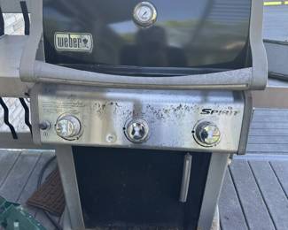 WEBER SPIRIT GRILL