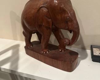 ELEPHANT STATUE
