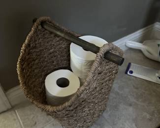 TOILET PAPER BASKET