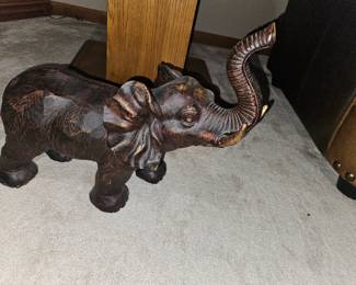 wooden elephant 