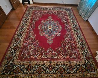 10 x 8 ' Asian Rug 
