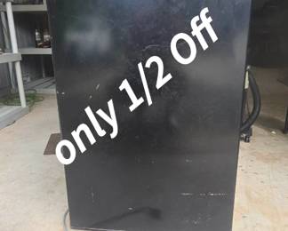 Was 100.00 its now 50.00 nice to eat many fridge with freezer