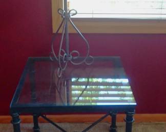 IRON & GLASS TABLE  - IRON LAMP