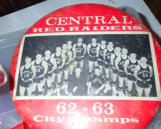 VTG SCHOOL BUTTON