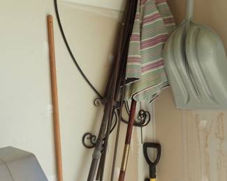 GARDEN - GARAGE